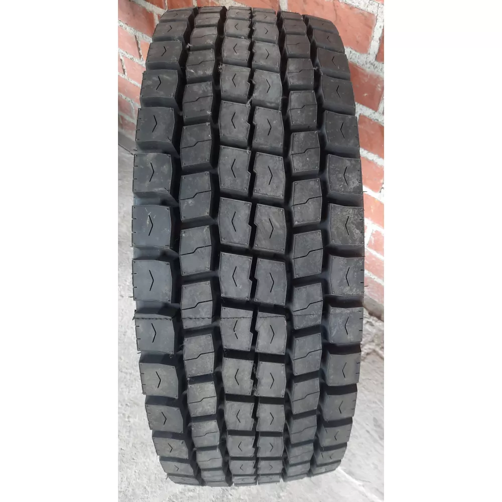 Грузовая шина 305/70 R19,5 Long March LM-329 18PR в Сухом Логу