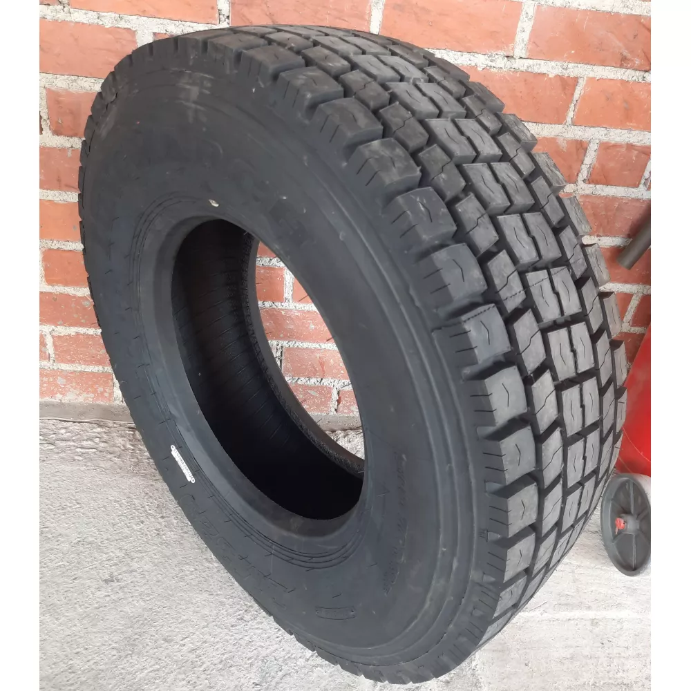 Грузовая шина 305/70 R19,5 Long March LM-329 18PR в Сухом Логу